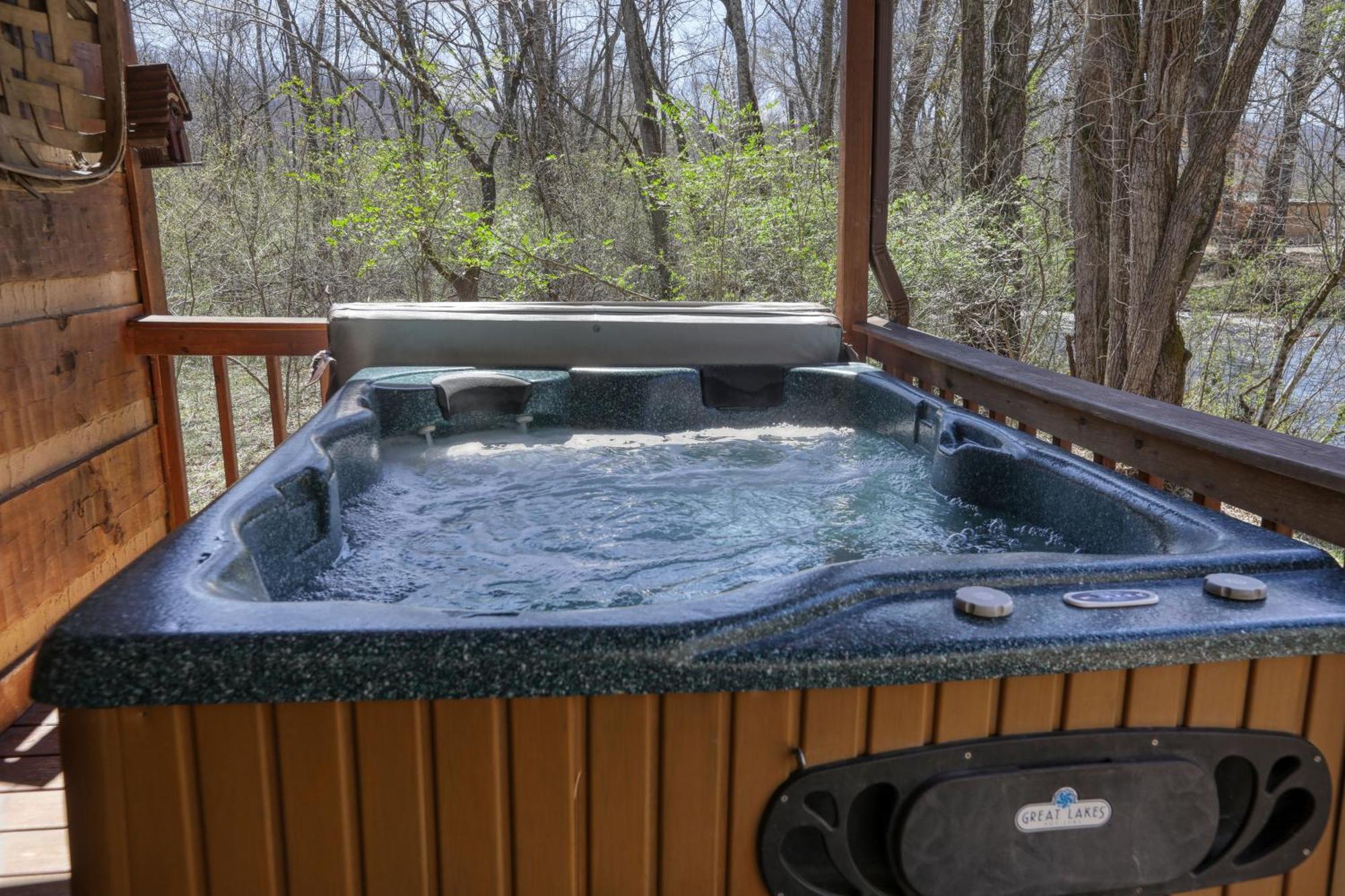 Creekside Memories Cabin Cosby Eksteriør billede